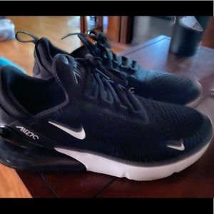 Nike Air270